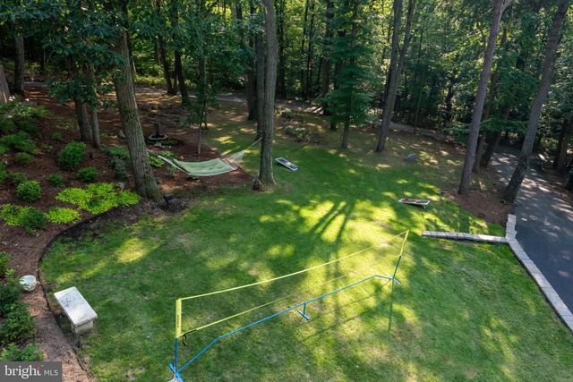 725 LAUREL RIDGE RD, Reinholds, PA 17569