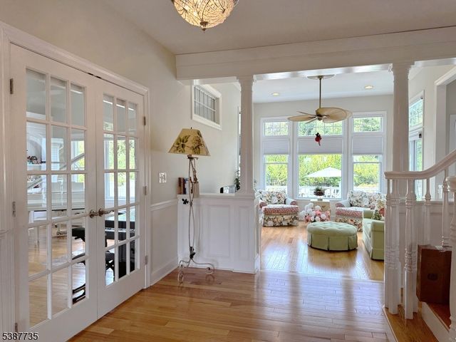 2 Glencree Ln, Clinton Twp., NJ 08833