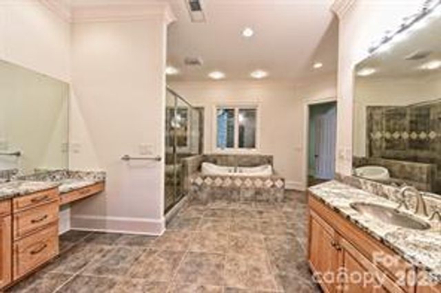 8680 Hills Dell Drive, Concord, NC 28027