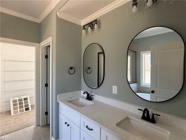 211 Cool Run, Lexington, NC 27295