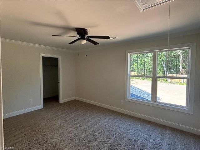 211 Cool Run, Lexington, NC 27295