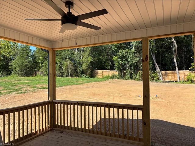 211 Cool Run, Lexington, NC 27295