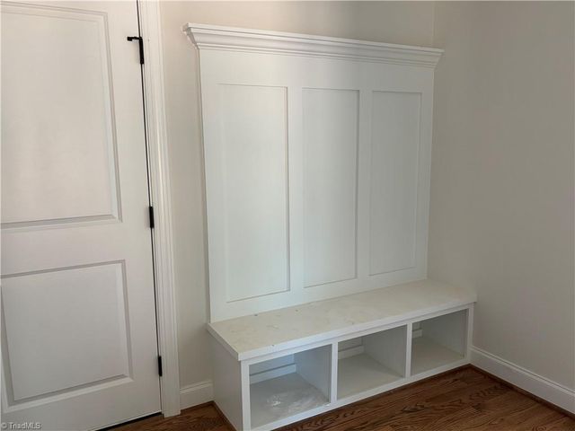 211 Cool Run, Lexington, NC 27295