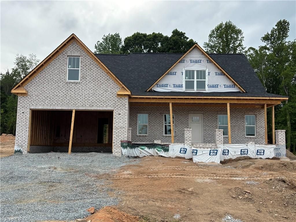 211 Cool Run, Lexington, NC 27295