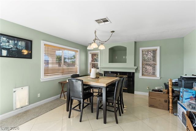 1385 North Hollywood Boulevard, Las Vegas, NV 89110