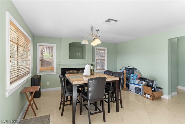 1385 North Hollywood Boulevard, Las Vegas, NV 89110