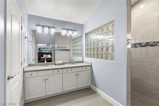 1385 North Hollywood Boulevard, Las Vegas, NV 89110