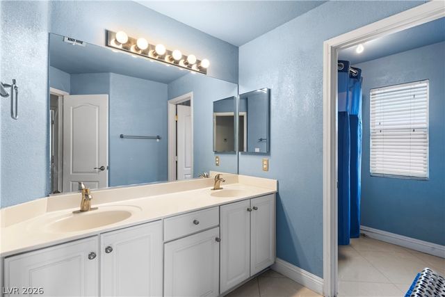 1385 North Hollywood Boulevard, Las Vegas, NV 89110