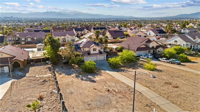 1385 North Hollywood Boulevard, Las Vegas, NV 89110