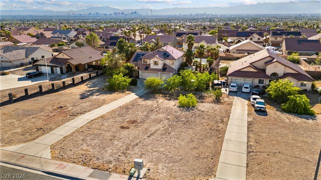 1385 North Hollywood Boulevard, Las Vegas, NV 89110