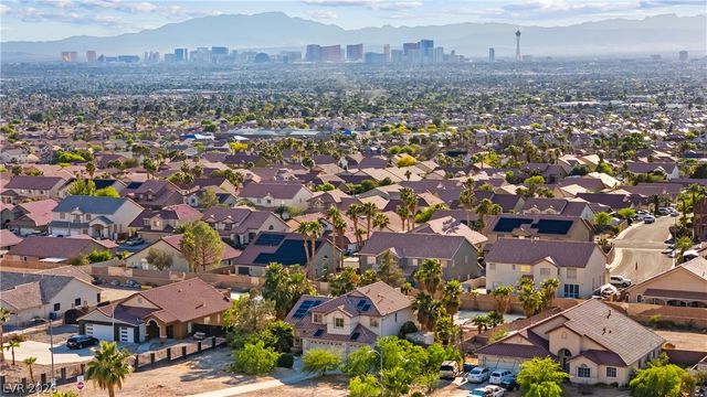 1385 North Hollywood Boulevard, Las Vegas, NV 89110