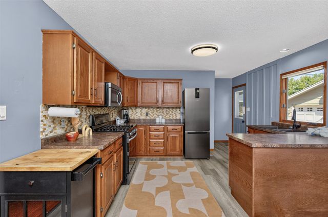 525 SW State Street, Ankeny, IA 50023