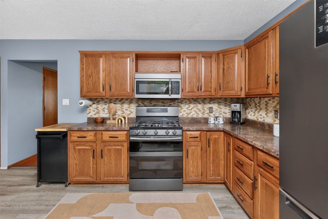 525 SW State Street, Ankeny, IA 50023