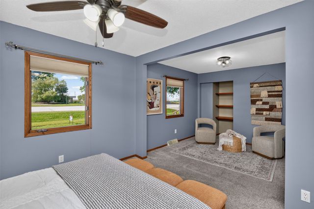 525 SW State Street, Ankeny, IA 50023