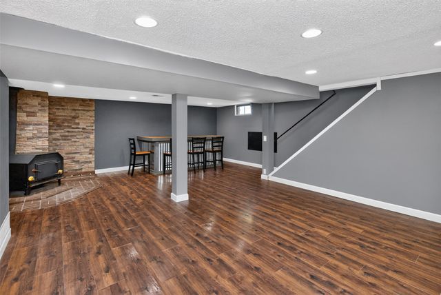525 SW State Street, Ankeny, IA 50023