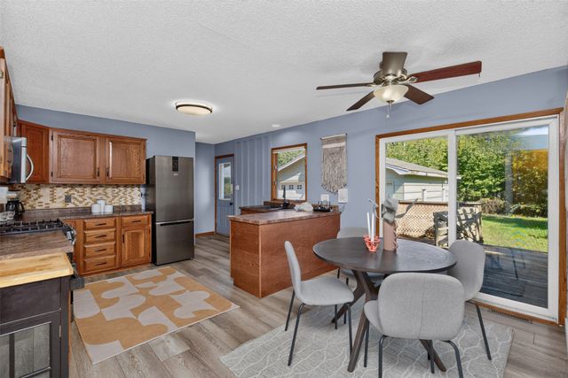 525 SW State Street, Ankeny, IA 50023