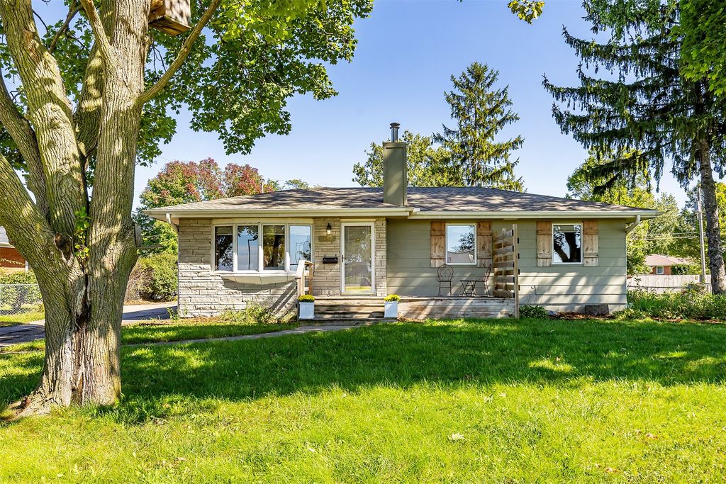 525 SW State Street, Ankeny, IA 50023