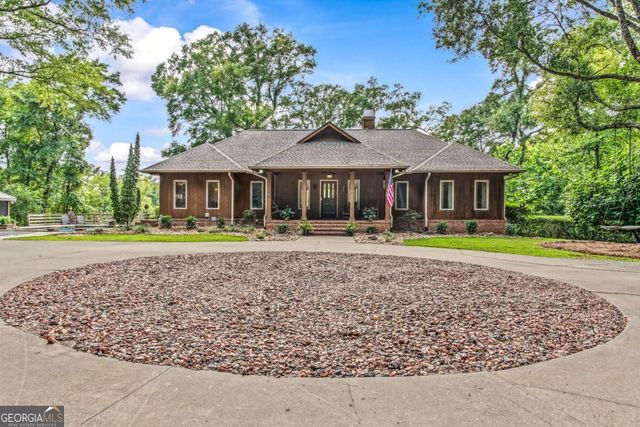 200 Old Country Club Road NE, Milledgeville, GA 31061