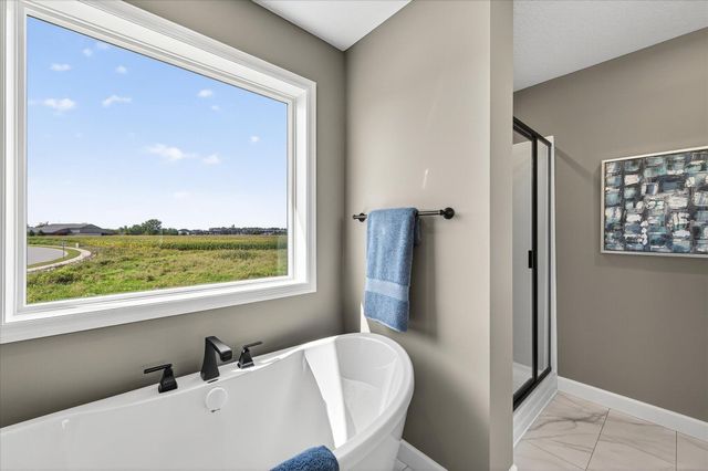 1321 Woods Road NE, Isanti, MN 55040