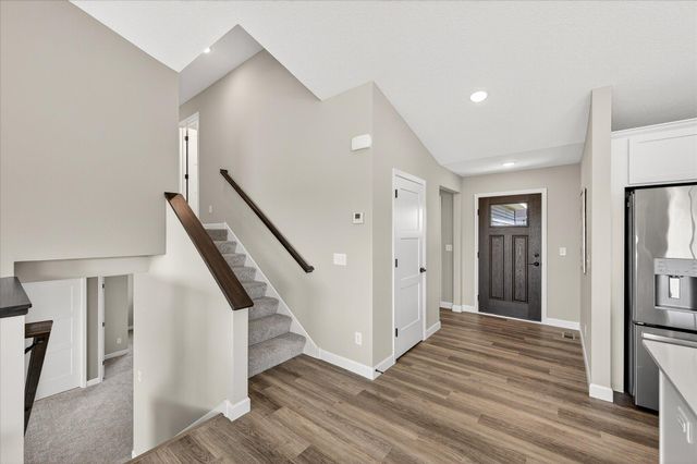 1321 Woods Road NE, Isanti, MN 55040