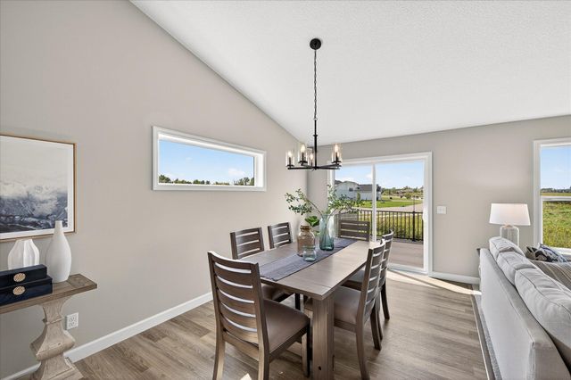 1321 Woods Road NE, Isanti, MN 55040