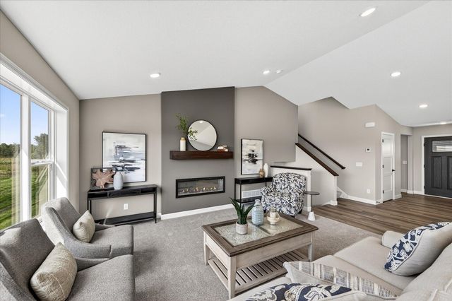 1321 Woods Road NE, Isanti, MN 55040