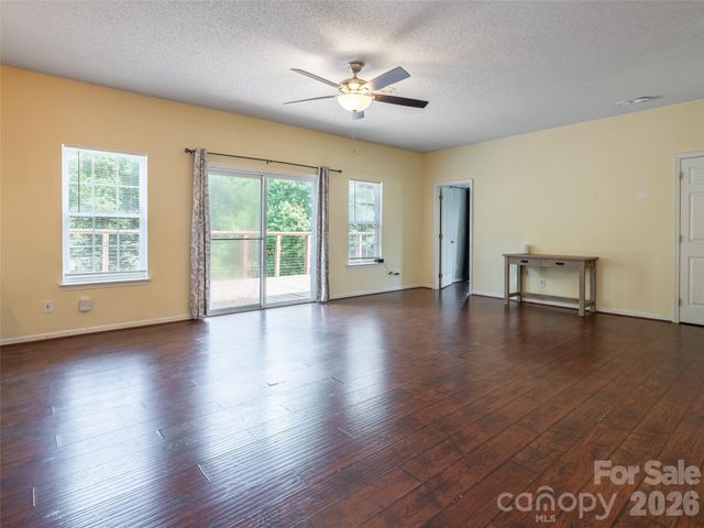 10 Ashe Road, Candler, NC 28715