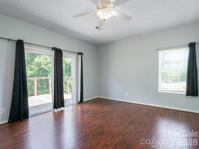 10 Ashe Road, Candler, NC 28715