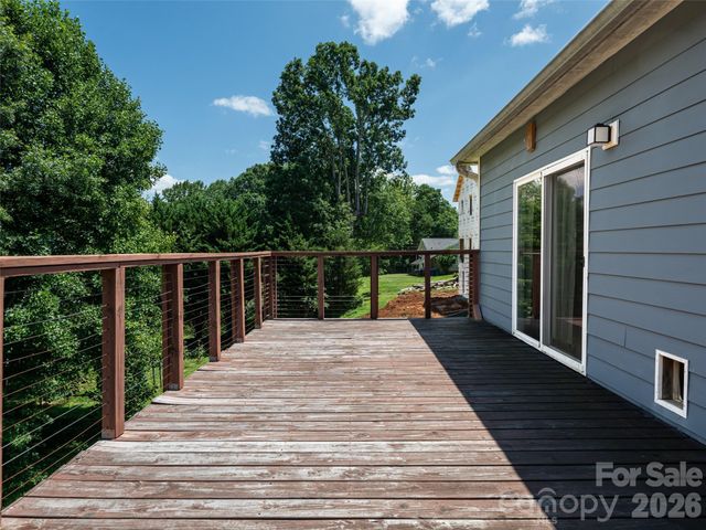 10 Ashe Road, Candler, NC 28715
