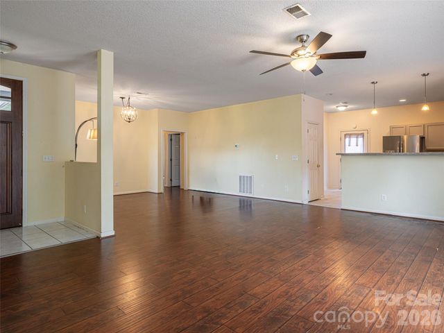 10 Ashe Road, Candler, NC 28715