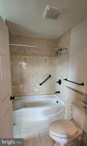 5 HOLDEN ST, Little Egg Harbor Twp, NJ 08087