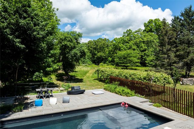 147 Smith Clove Road, Central Valley, NY 10917