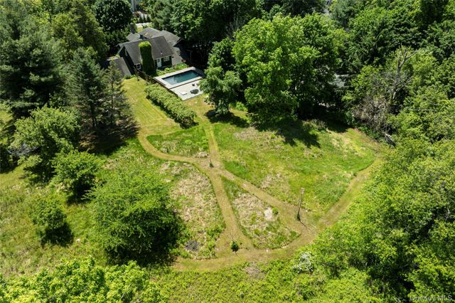 147 Smith Clove Road, Central Valley, NY 10917