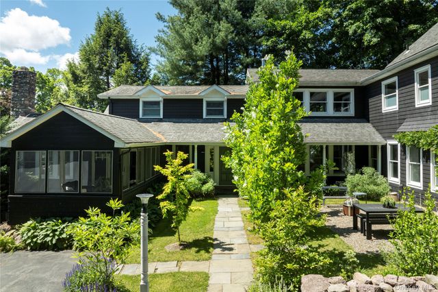 147 Smith Clove Road, Central Valley, NY 10917