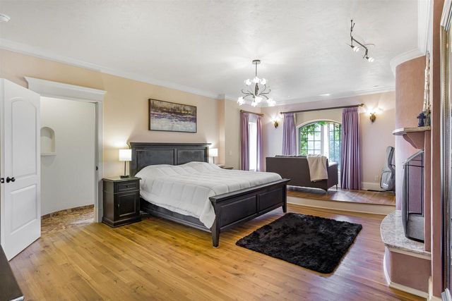 3002 Linnerud Drive, Stoughton, WI 53589