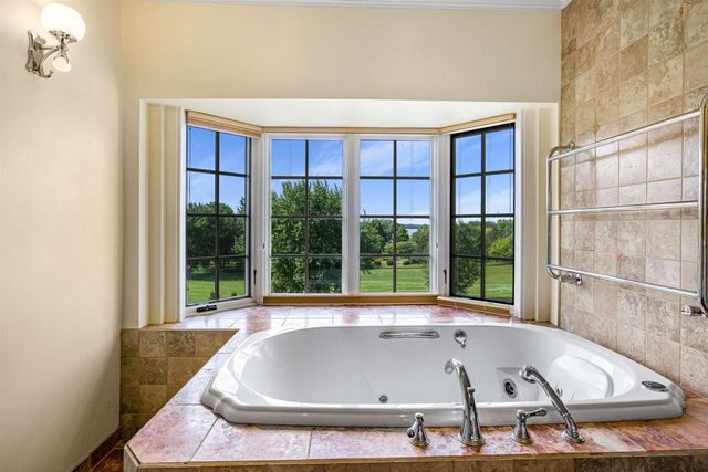 3002 Linnerud Drive, Stoughton, WI 53589