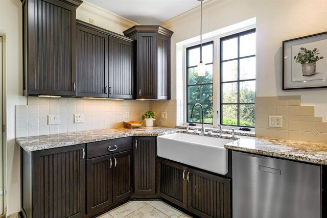 3002 Linnerud Drive, Stoughton, WI 53589