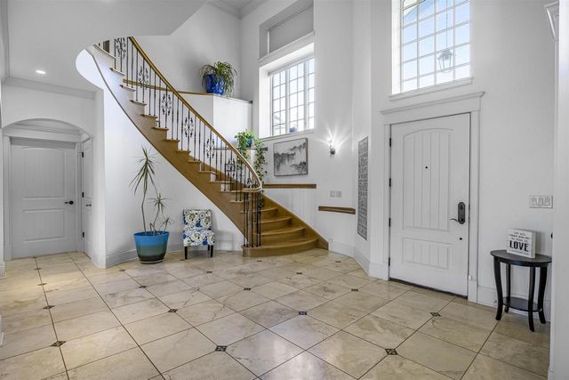 3002 Linnerud Drive, Stoughton, WI 53589