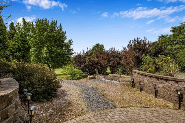 3002 Linnerud Drive, Stoughton, WI 53589