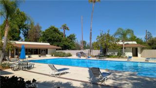 22304 Devonshire Street 4, Chatsworth, CA 91311