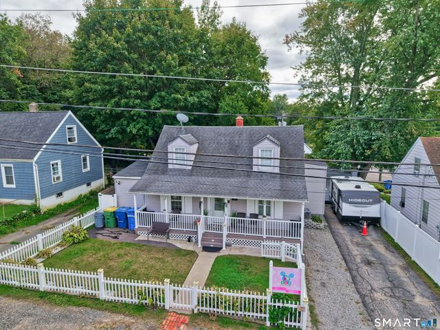 92 Pearl Lake Road, Waterbury, CT 06706