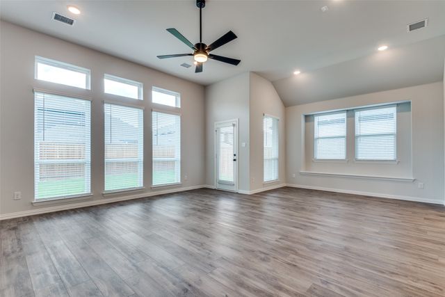 6209 White Creek Drive, Celina, TX 75009