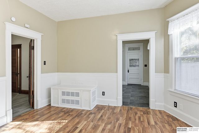 1457 S 12 Street, Omaha, NE 68108