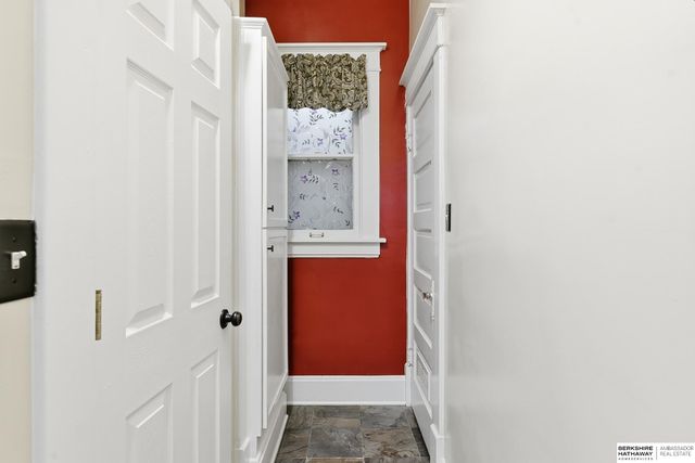 1457 S 12 Street, Omaha, NE 68108