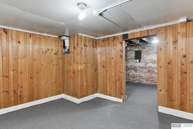 1457 S 12 Street, Omaha, NE 68108