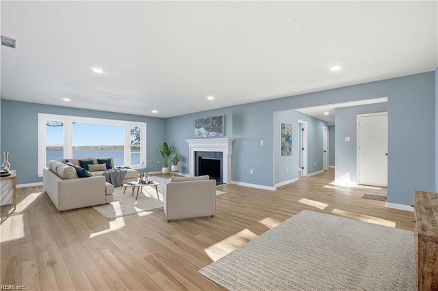 4619 River Shore DR, Portsmouth, VA 23703