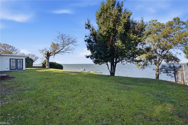 4619 River Shore DR, Portsmouth, VA 23703