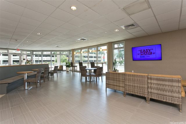 801 South Street 722, Honolulu, HI 96813