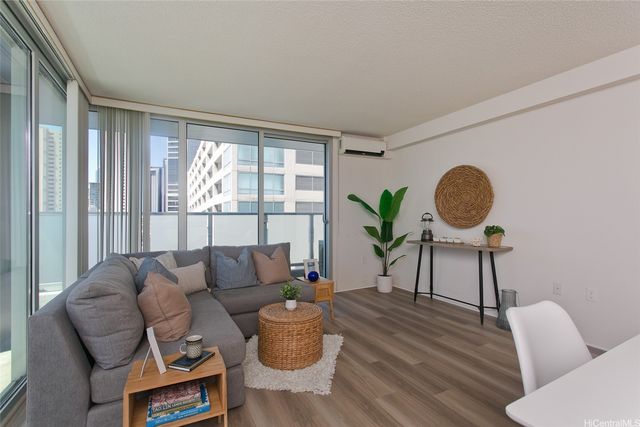 801 South Street 722, Honolulu, HI 96813