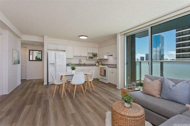 801 South Street 722, Honolulu, HI 96813